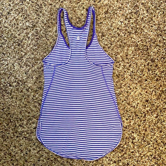 Women’s Lululemon Tank Top - Picture 2 of 2